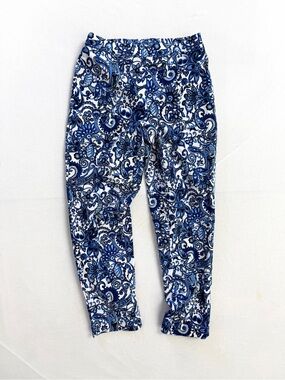 Coastal Blue White Paisley Capri Pants By Issac Mizrahi — Old Money Cropped 2